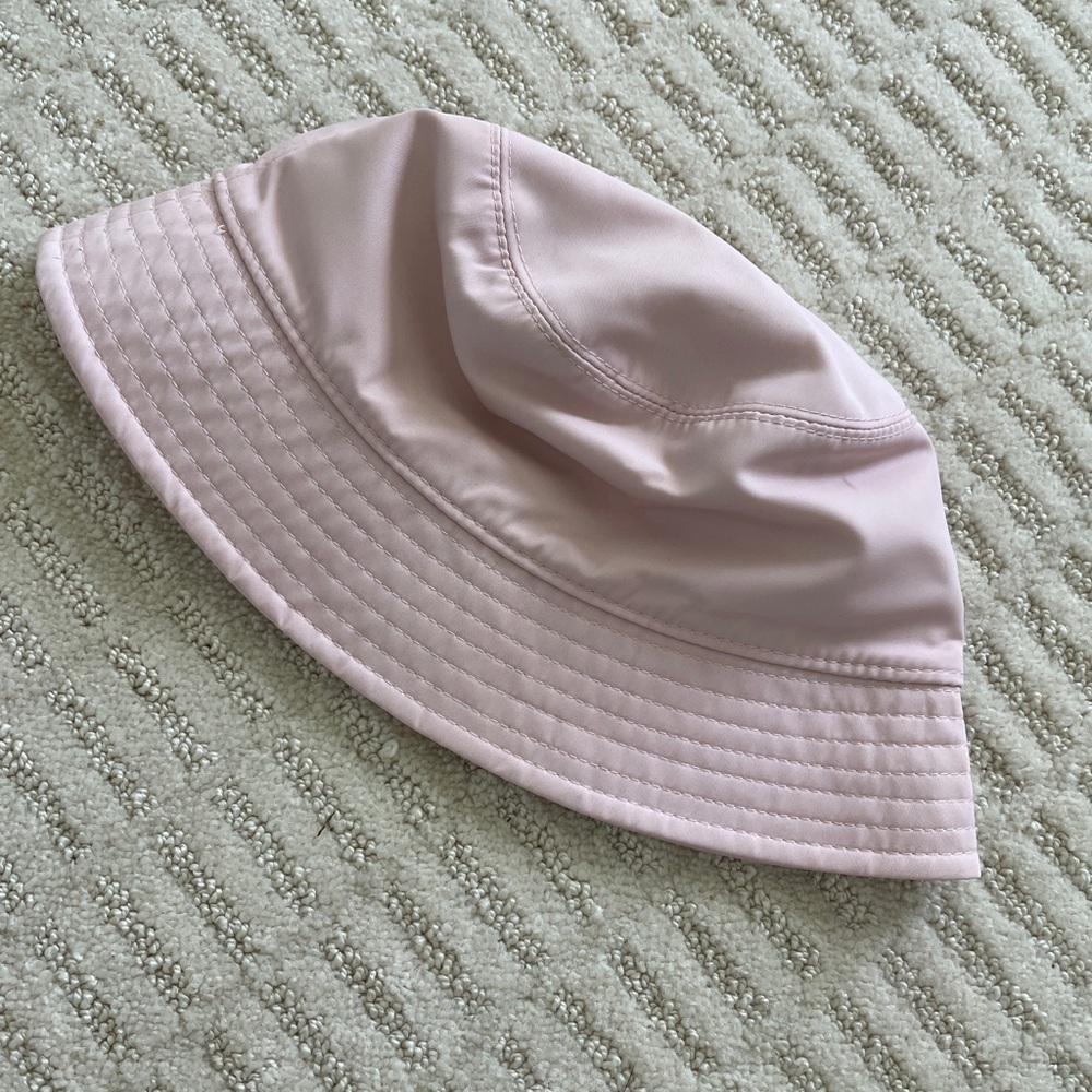 Aritzia Bucket Hat